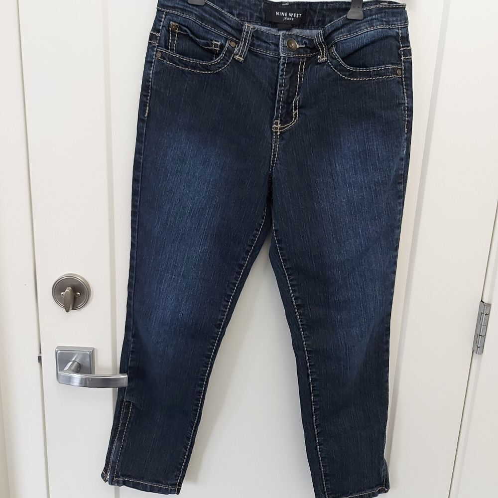 NINE West Capris Size 6